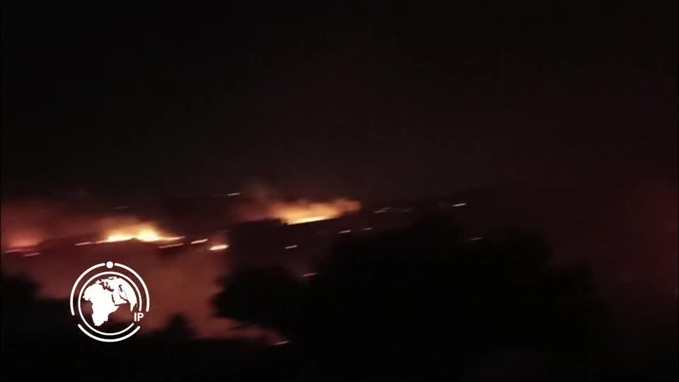 ایران برس: حرائق واسعة تلتهم أحراج جنوب لبنان جراء غارات جوية إسرائيلية + فيديو