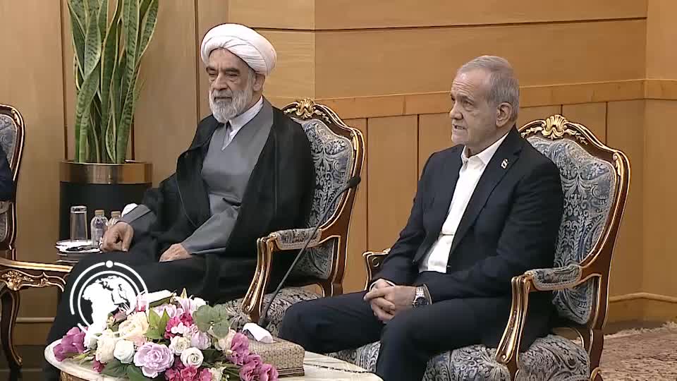 Iranpress: بزشکیان: إعداد وثيقة استراتيجية شاملة بين إيران وأرمينيا على جدول الأعمال