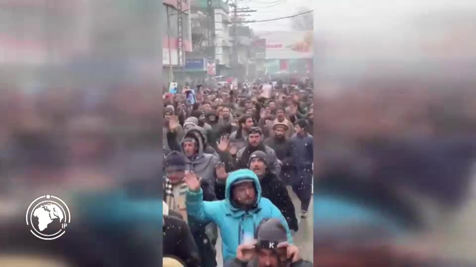 Iranpress: تجمع مردم پاکستان در حمایت از ملت ایران و آرمان‌های انقلاب اسلامی