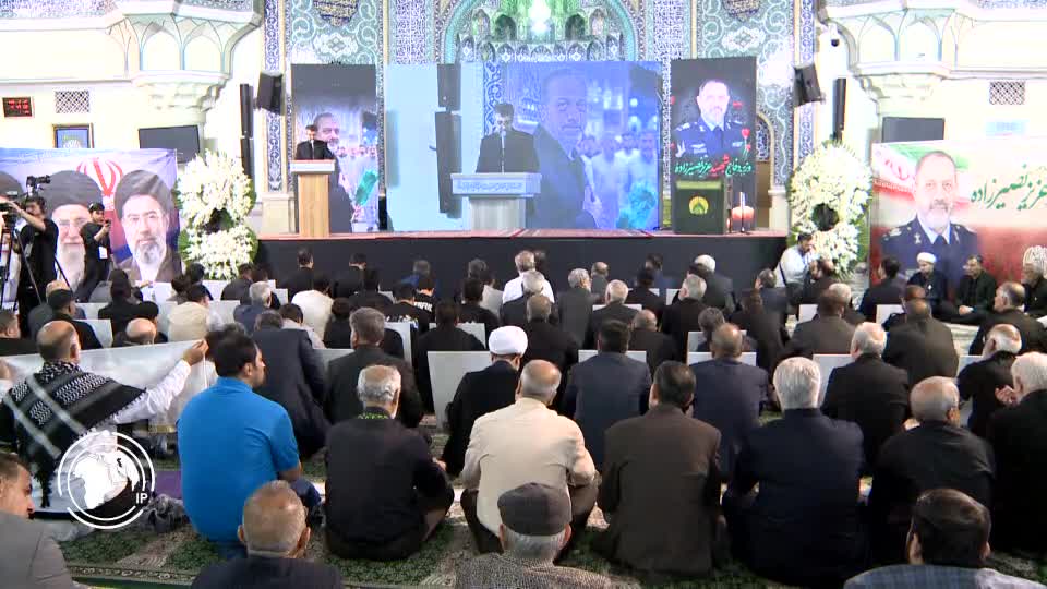 Iranpress: برگزاری مراسم اربعین شهادت وزیر دفاع و پشتیبانی نیروهای مسلح