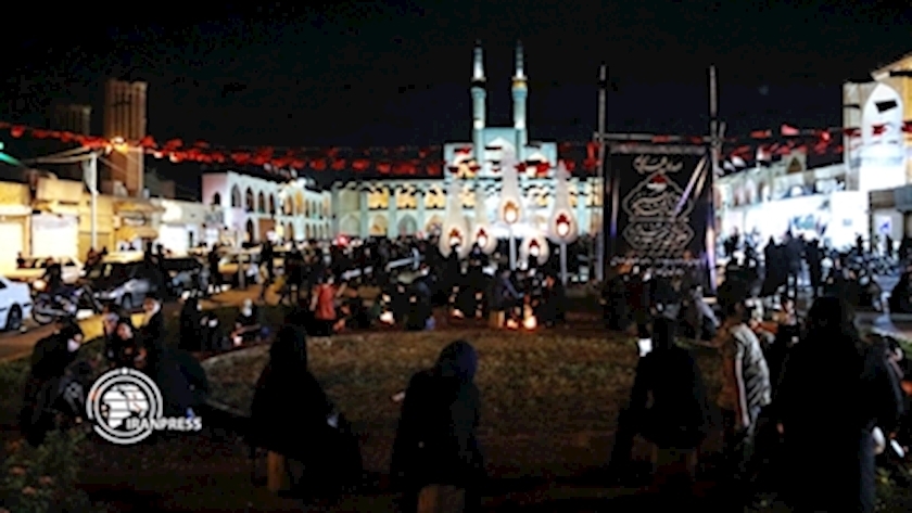 Iranpress: Muharram mourning rituals, Sham-e Ghariban held in Yazd