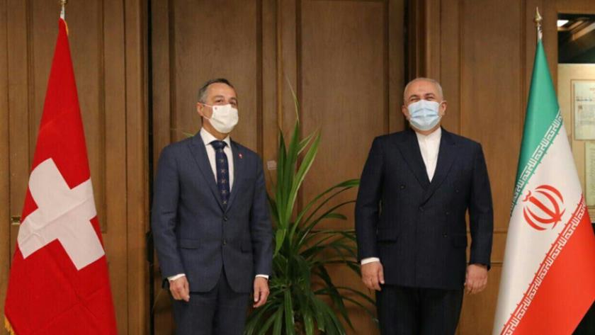 Iranpress: Swiss FM meets Iran