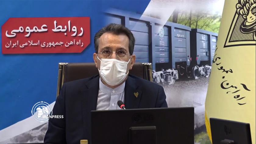 Iranpress: Iran can become self-sufficient in rail transportation: Official