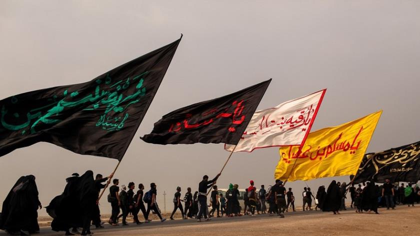 Iranpress: Foreign pilgrims not allowed to enter Karbala on Arbaeen