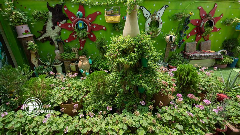 Iranpress: Shiraz Green Alley, tourist attraction in city of Persian poetry, literature