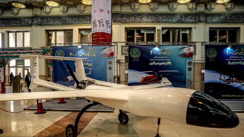Iranpress: Iran’s Army unveils 