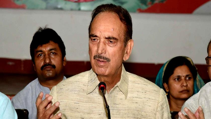 Iranpress: Secretary General of Indian Congress Party dismissed 