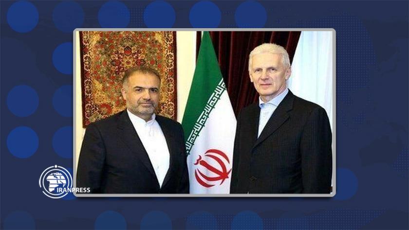 Iranpress: Iran, Russia consult on coronavirus vaccine production