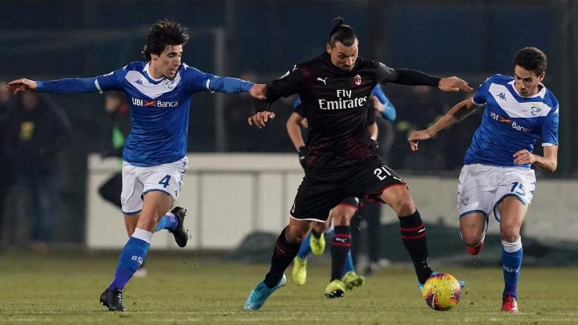 Iranpress: Zlatan Ibrahimovic tests positive for coronavirus