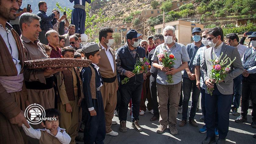 Iranpress: UNESCO Assessor visits Uramanat tourist area for world registration