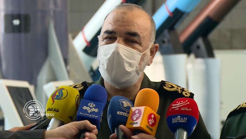 Iranpress: We never stop empowerment: IRGC commander