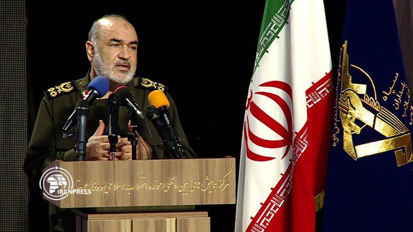Iranpress: Resistance of Iranian nation prevails: IRGC chief
