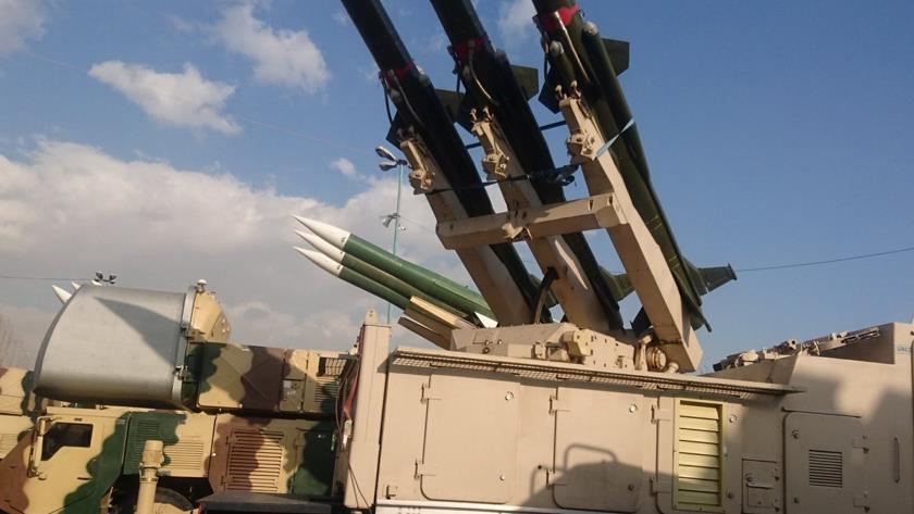Iranpress: "Moraqeb" system monitors miles outside Iranian borders