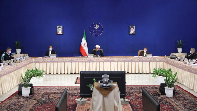 Iranpress: Rouhani: Currency must be provided through non-oil exports