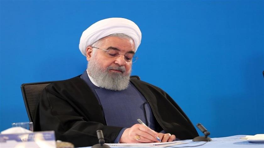 Iranpress: Rouhani felicitates Nigeria on anniversary of independence