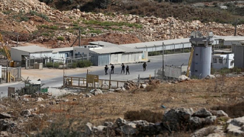 Iranpress: Palestinian in critical condition after 70-day hunger strike
