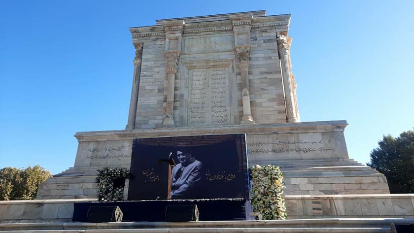 Iranpress: Persian legendary music master laid in peace