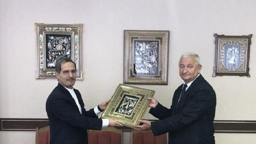 Iranpress: Iran, Belarus explore ways of developing economic cooperation 