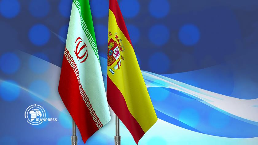 Iranpress: Rouhani stresses expansion of relations with Spain
