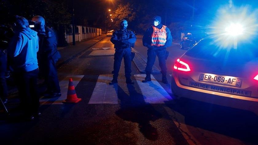 Iranpress: French police says suspect of knife attack near Paris is killed