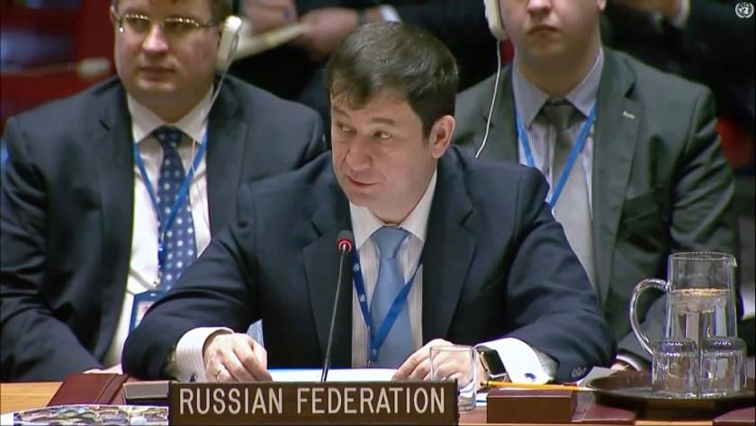 Iranpress: Russia warns against US provocative policies towards Iran