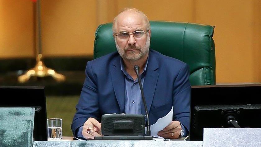 Iranpress: Parliament speaker: We are in all-out economic war