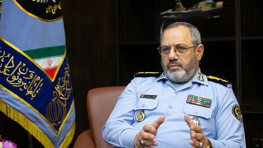 Iranpress: Iranian Army