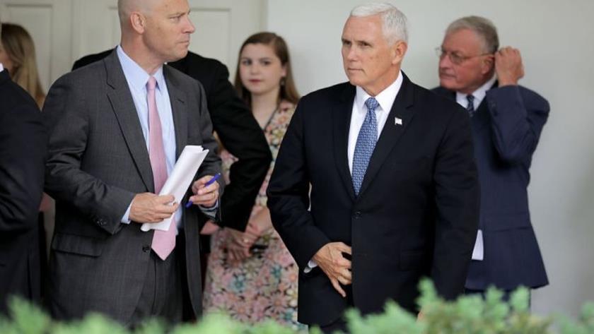Iranpress: US VP top aide tests positive for coronavirus