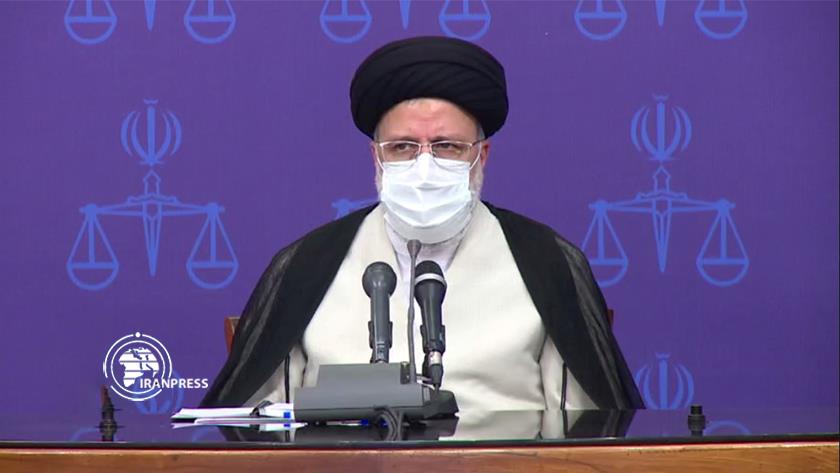 Iranpress: American arrogance will not change with Dems. or Reps.