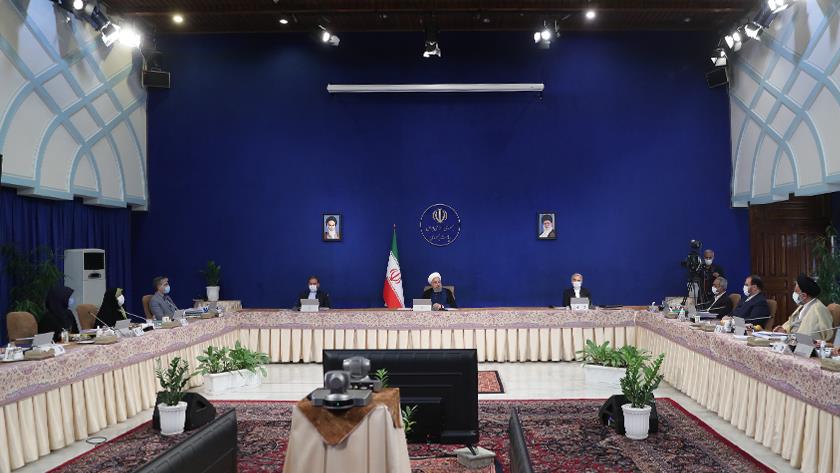 Iranpress: Pres. Rouhani: Not important to Iran who wins US election
