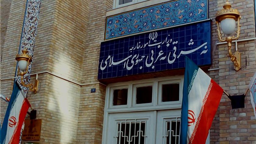Iranpress: Iran ready to help establish ceasefire in Nagorno-Karabakh
