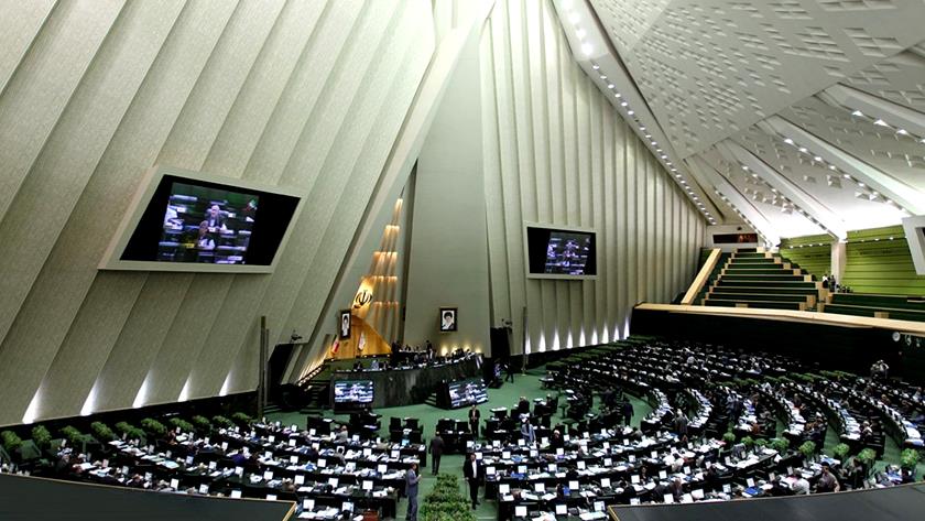Iranpress: US declining in the face of world’s public opinion: Ghalibaf