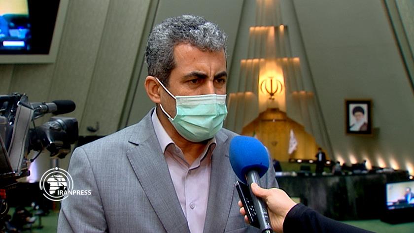Iranpress: Increasing non-oil income; a cooperative aim of Iran’s gov.