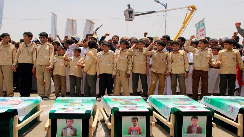 Iranpress: 5,700 children killed in Yemen war: Report