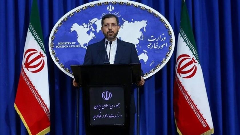 Iranpress: Zarif