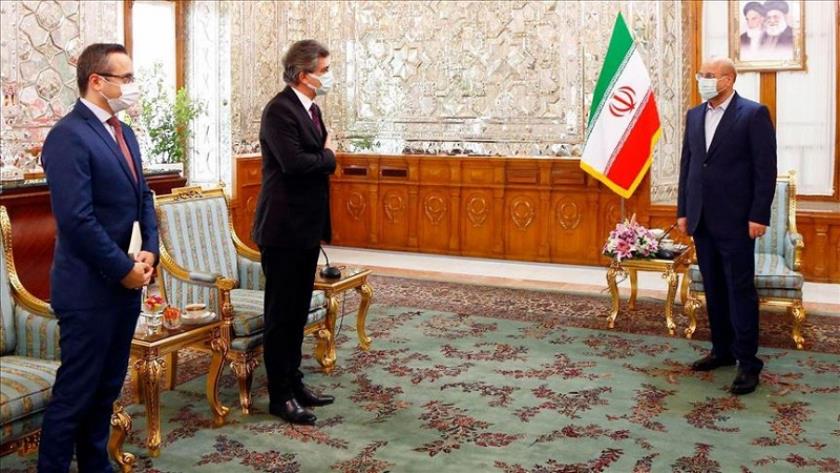 Iranpress: US sanctions against independent countries has failed: Iran