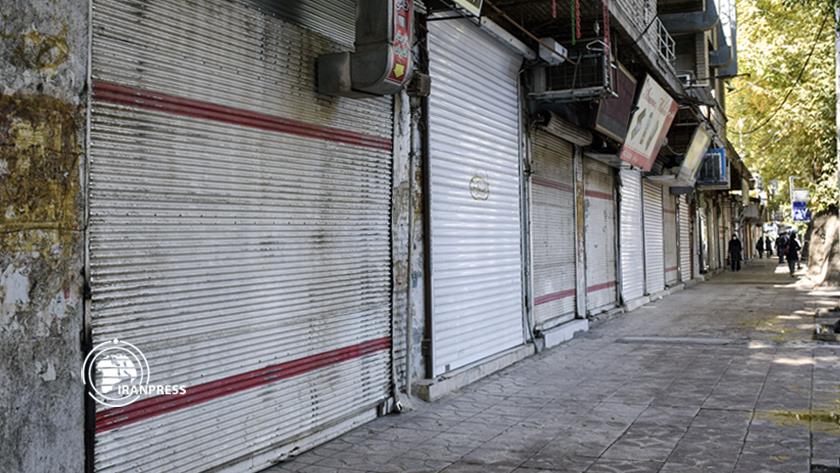 Iranpress: Market, shops closed as new coronavirus restrictions implemented in western Iran 