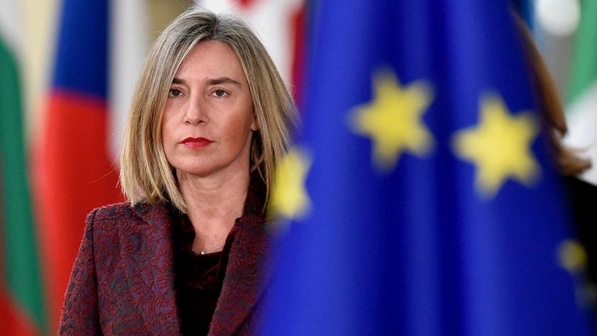 Iranpress: Mogherini welcomes Kerry