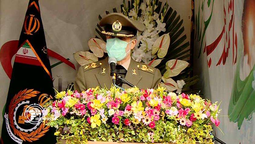 Iranpress: Minister of Defense: Iran leaves no crime unanswered