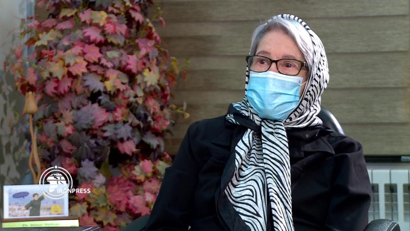 Iranpress: Medical Services to HIV patients free in Iran