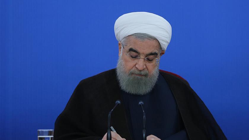 Iranpress: Iran President calls on int