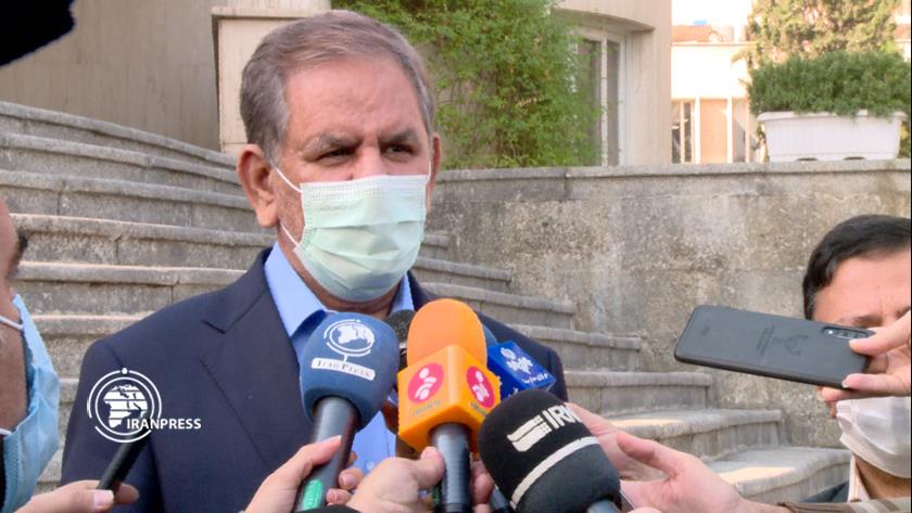 Iranpress: VP: Parliament should not intervene in executive affairs