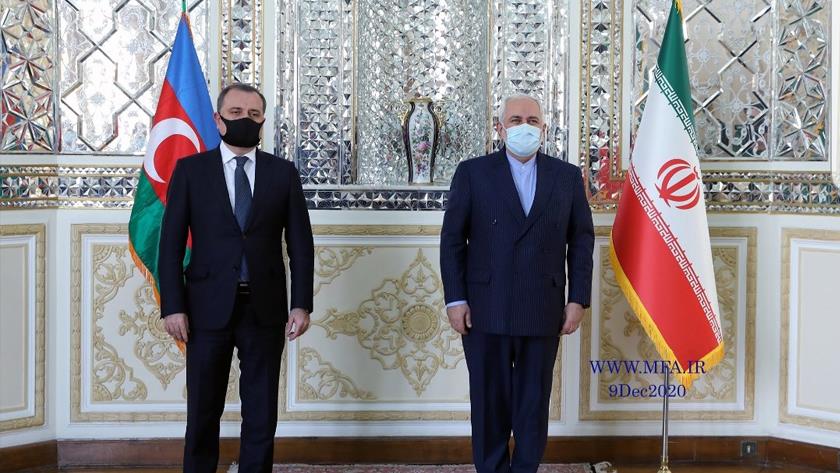 Iranpress: FMs of Iran and Republic of Azerbaijan confer on issues of interest