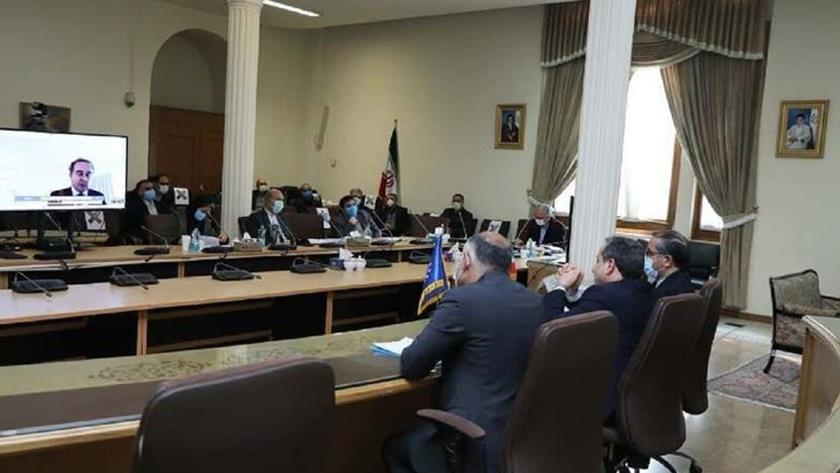 Iranpress: Fifth round of Iran-EU high-level talks held