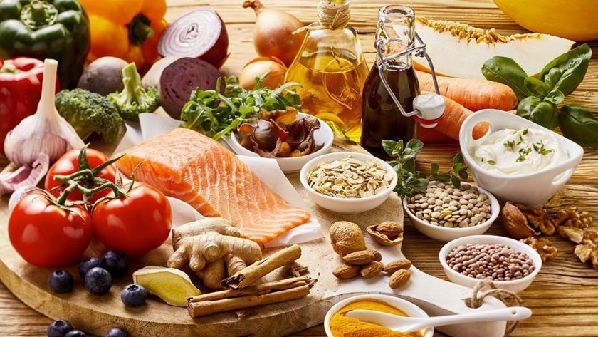 Iranpress: Food and nutrition during self-quarantine