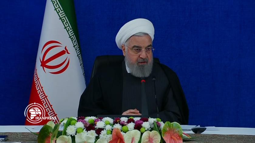Iranpress: Iran trying to make, buy vaccine but US sabotages it: Rouhani