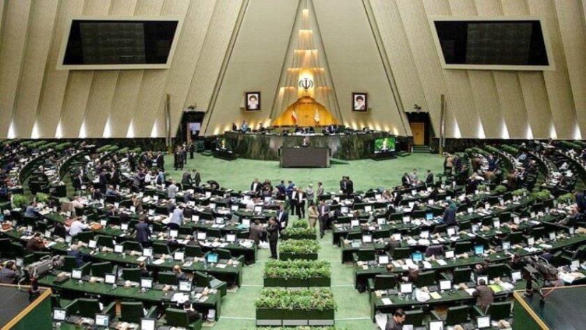 Iranpress: Presidential Election Law updates in parliament