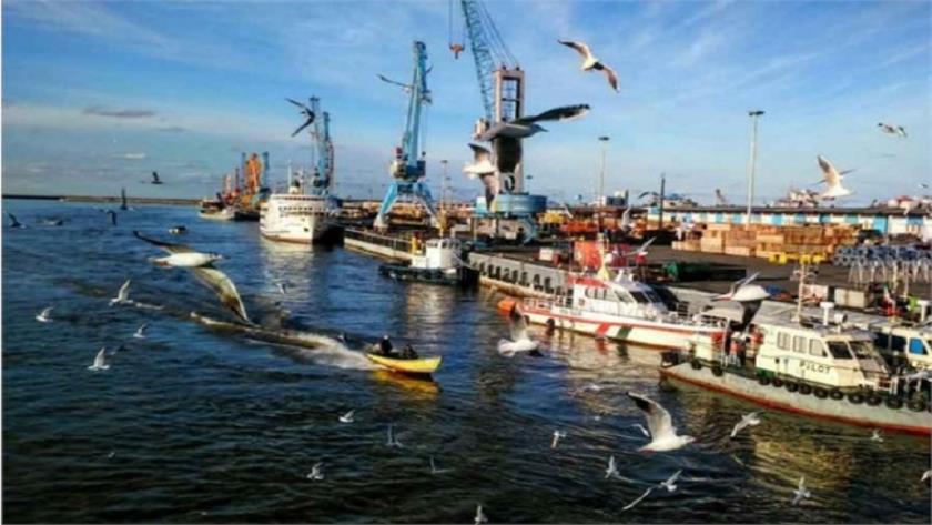 Iranpress: Container shipping from Gilan ports increases by 50%