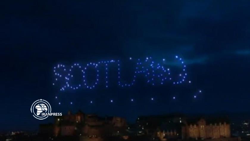 Iranpress: Scotland bids farewell to 2020 with drone show