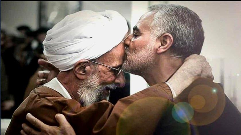Iranpress: Ayatollah Mesbah Yazdi passes away at 86